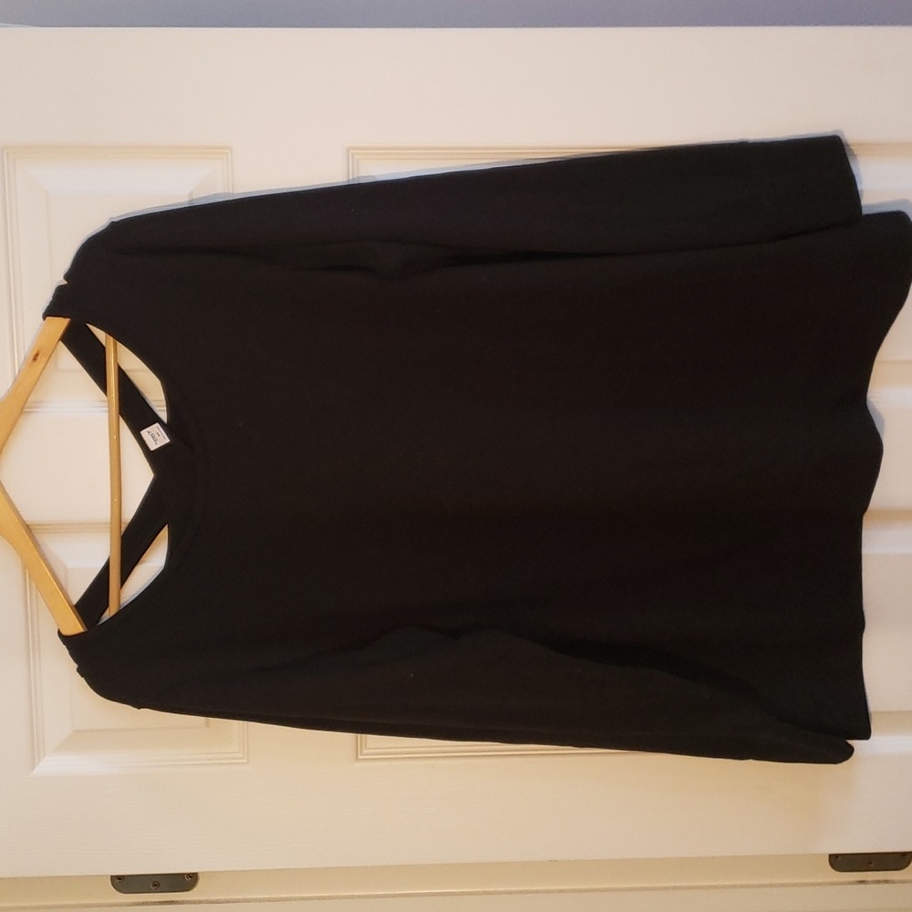 Old Navy Active Keyhole Back Top